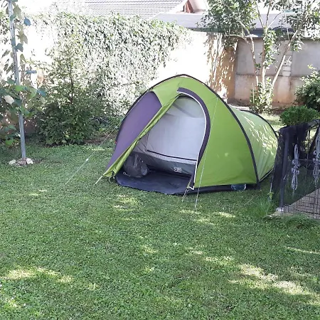 Campingplatz Camping Under The Walnut In Your Own Tent On A Shared Lot And Shared Bathroom *